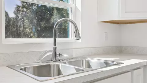 Kitchen - 7035 Berwick Cir, Labelle, FL 33935 photo 4 of 6
