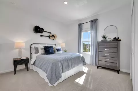 Bedroom - 19 Chestnut Grove Rd, Saint Augustine, FL 32092 photo 14 of 22