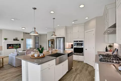 Kitchen - 19 Chestnut Grove Rd, Saint Augustine, FL 32092 photo 14 of 23