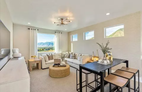 Living - 1412 S 720 E, Salem, UT 84653 photo 3 of 4