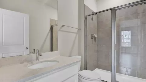 Bath - 448 Hanson St, Frederick, MD 21701 photo 3 of 16