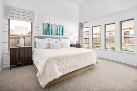 Bedroom - 407 Aztec Cave Dr, New Caney, TX 77357 photo 10 of 13