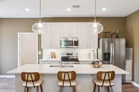 Kitchen - 2302 Red Pine Ct, Eustis, FL 32726 photo 1 of 4