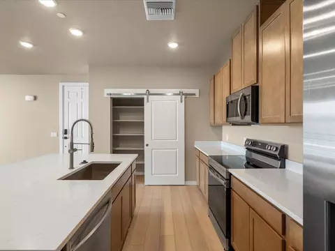 6153 N Ceylon St Unit #BLDG 3, Denver, CO 80249