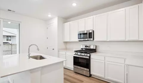 Kitchen - 5430 Brangus Dr, Windsor, CO 80528 photo 2 of 4