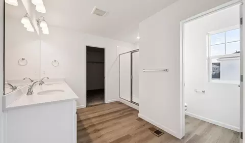 Bath - 5430 Brangus Dr, Windsor, CO 80528 photo 1 of 7