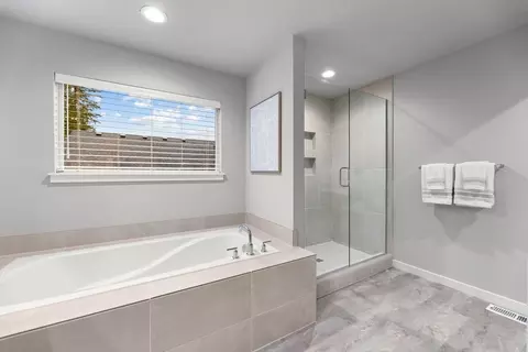 Bath - 1200 S 32nd Ave, Cornelius, OR 97113 photo 5 of 10