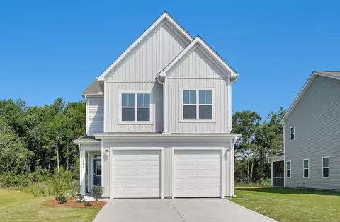Exterior - 502 Midsummer St, Aberdeen, NC 28315 photo 8 of 13