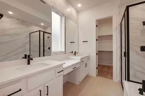 Bath - 12990 Soaring Forest Dr, Conroe, TX 77302 photo 1 of 2