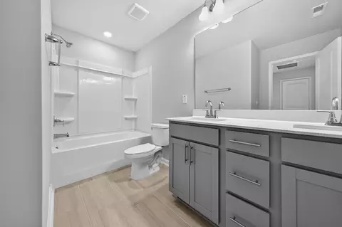 Bath - 1501 Fruit Tree Ln, Wake Forest, NC 27587 photo 2 of 5