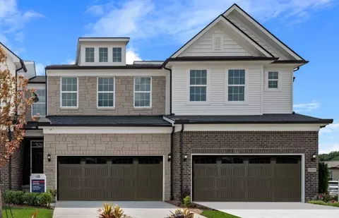5506 E Spaniel Dr, Ann Arbor, MI 48108