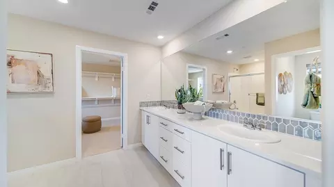 Bath - 27628 Percussion Rd, Menifee, CA 92585 photo 1 of 4