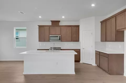 Kitchen - 7831 Glen Lily Pl, Parrish, FL 34219 photo 1 of 5