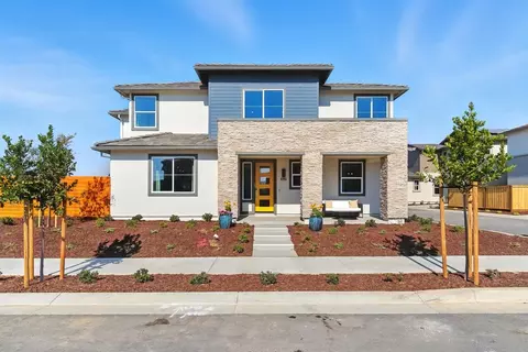 Exterior - 2441 Cinnabar Dr, Fairfield, CA 94533 photo 2 of 24
