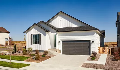 Exterior - 45923 Bluebird Ave, Bennett, CO 80102 photo 3 of 4