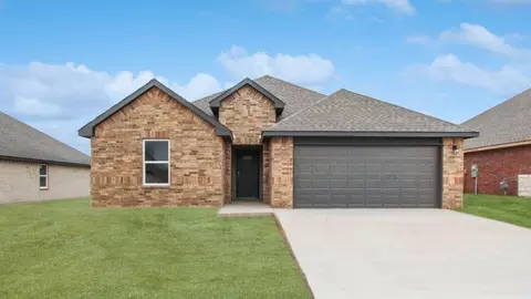 Exterior - 601 S 85th St, Broken Arrow, OK 74014 photo 3 of 8