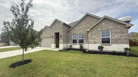9520 Bently Blvd, Aubrey, TX 76227