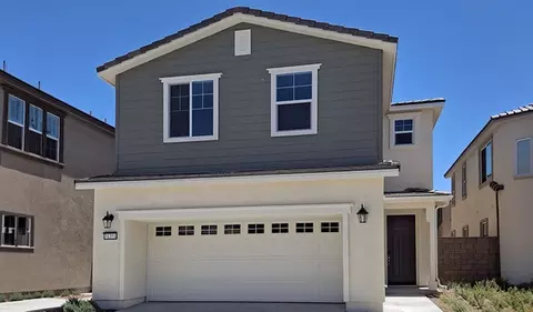 31351 Siskiyou Pass Ct, Winchester, CA 92596