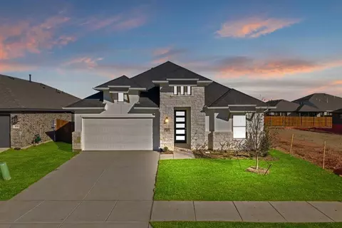 4512 Norcross Ln, Crowley, TX 76036