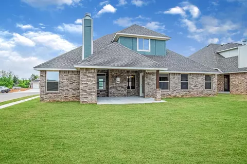 Exterior - 701 Still Mdws, Guthrie, OK 73044 photo 35 of 45