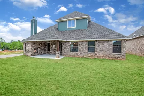 Exterior - 701 Still Mdws, Guthrie, OK 73044 photo 30 of 45