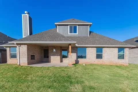 Exterior - 701 Still Mdws, Guthrie, OK 73044 photo 31 of 45