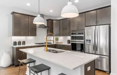Kitchen - 7 Sandtrap Cir, Walpole, MA 02081 photo 1 of 3