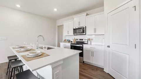 Kitchen - 19781 W 201st St, Spring Hill, KS 66083 photo 6 of 6