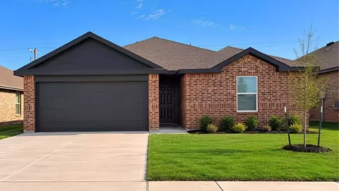 2820 Ember Dr, Yukon, OK 73099