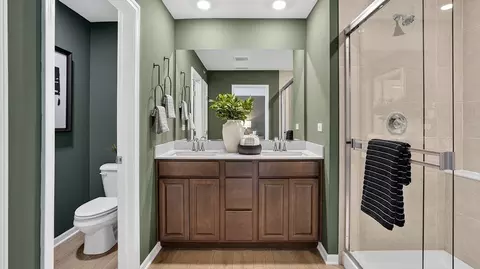 Bath - 15000 S Mccarthy Cir, Plainfield, IL 60544 photo 2 of 5
