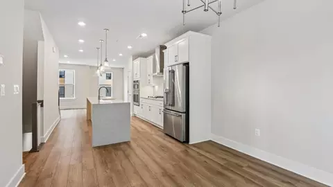 Entry Way - 2519 Light St, Baltimore, MD 21230 photo 1 of 6