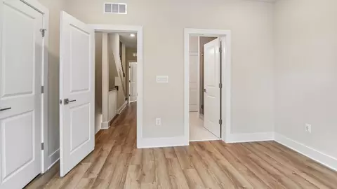 Entry Way - 2519 Light St, Baltimore, MD 21230 photo 3 of 6