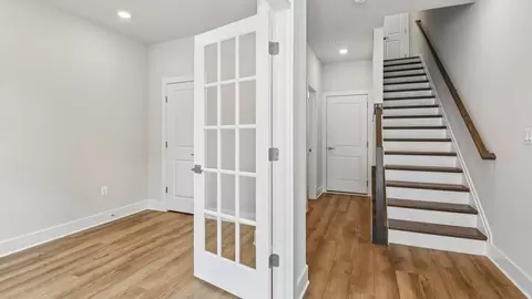 Entry Way - 2519 Light St, Baltimore, MD 21230 photo 2 of 6