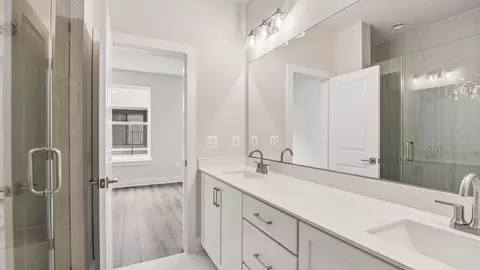 Bath - 2519 Light St, Baltimore, MD 21230 photo 5 of 8