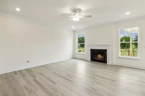 Living - 237 Redland Rd, Advance, NC 27006 photo 5 of 7