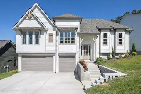 Fox Gap Ln, Hixson, TN 37343