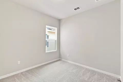Bedroom - 5027 Orinoco Ln, Saint Cloud, FL 34771 photo 2 of 3