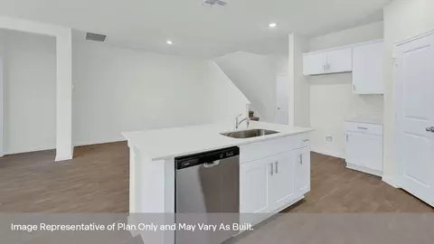 Kitchen - 430 Denali Dr, Kyle, TX 78640 photo 4 of 7