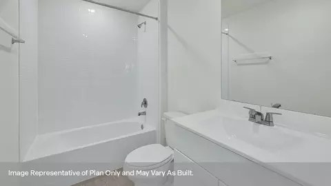 Bath - 430 Denali Dr, Kyle, TX 78640 photo 7 of 11