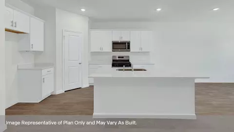 Kitchen - 430 Denali Dr, Kyle, TX 78640 photo 2 of 7
