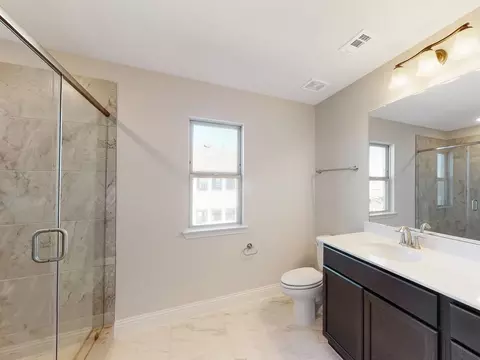 Bath - 2704 Fork Way, Celina, TX 75009 photo 2 of 6