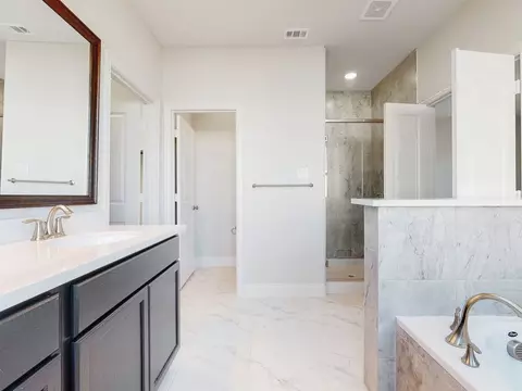 Bath - 2704 Fork Way, Celina, TX 75009 photo 1 of 6