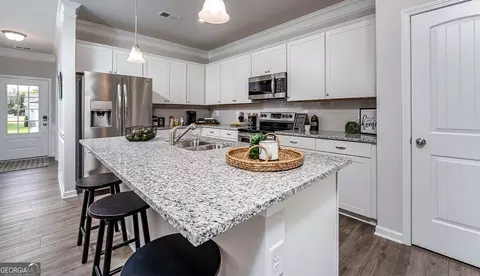 Kitchen - 108 Antique Bnd, Perry, GA 31069 photo 2 of 6