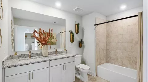 Bath - 1208 Crested Wood Dr, Laurel, MD 20724 photo 4 of 6