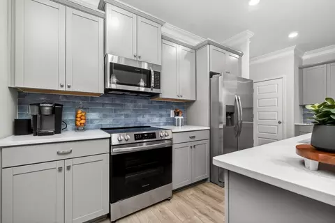 Kitchen - Bibb Garrett Rd, Tanner, AL 35671 photo 7 of 13