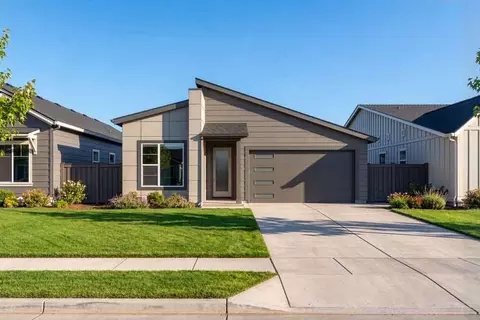 Exterior - 3120 NE Boulder Crk, Bend, OR 97701 photo 3 of 12