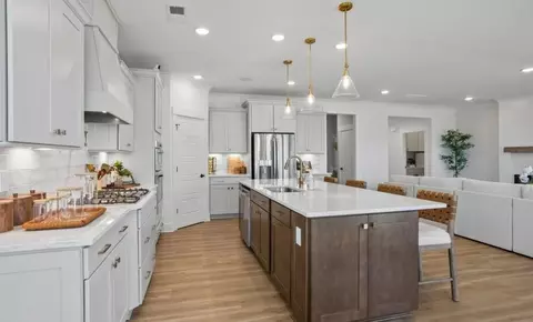 Kitchen - 106 Alexander Trl, Rincon, GA 31326 photo 17 of 17