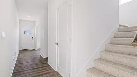 Entry Way - 20803 W 188th Ter, Spring Hill, KS 66083 photo 2 of 5