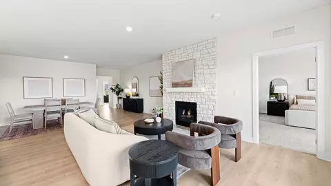 Living - 20803 W 188th Ter, Spring Hill, KS 66083 photo 5 of 6