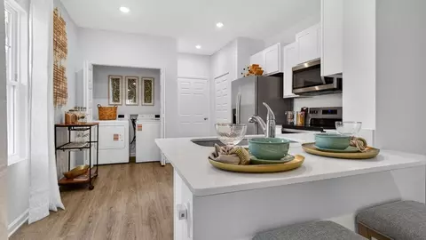 Kitchen - 247 Jury Box Cir, Yulee, FL 32097 photo 1 of 3